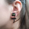 Brincos de gatinho preto